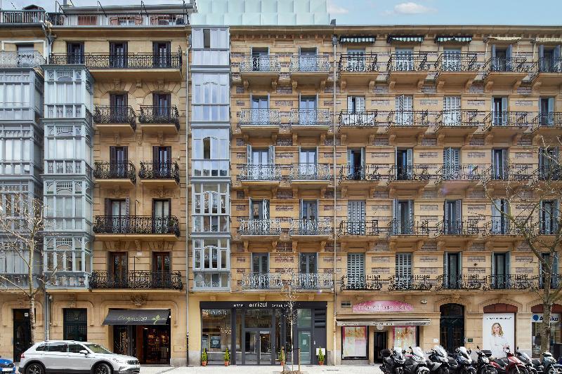 Hotel Arrizul Catedral San Sebastián Esterno foto