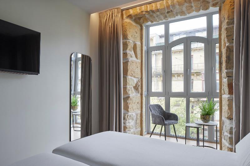 Hotel Arrizul Catedral San Sebastián Esterno foto