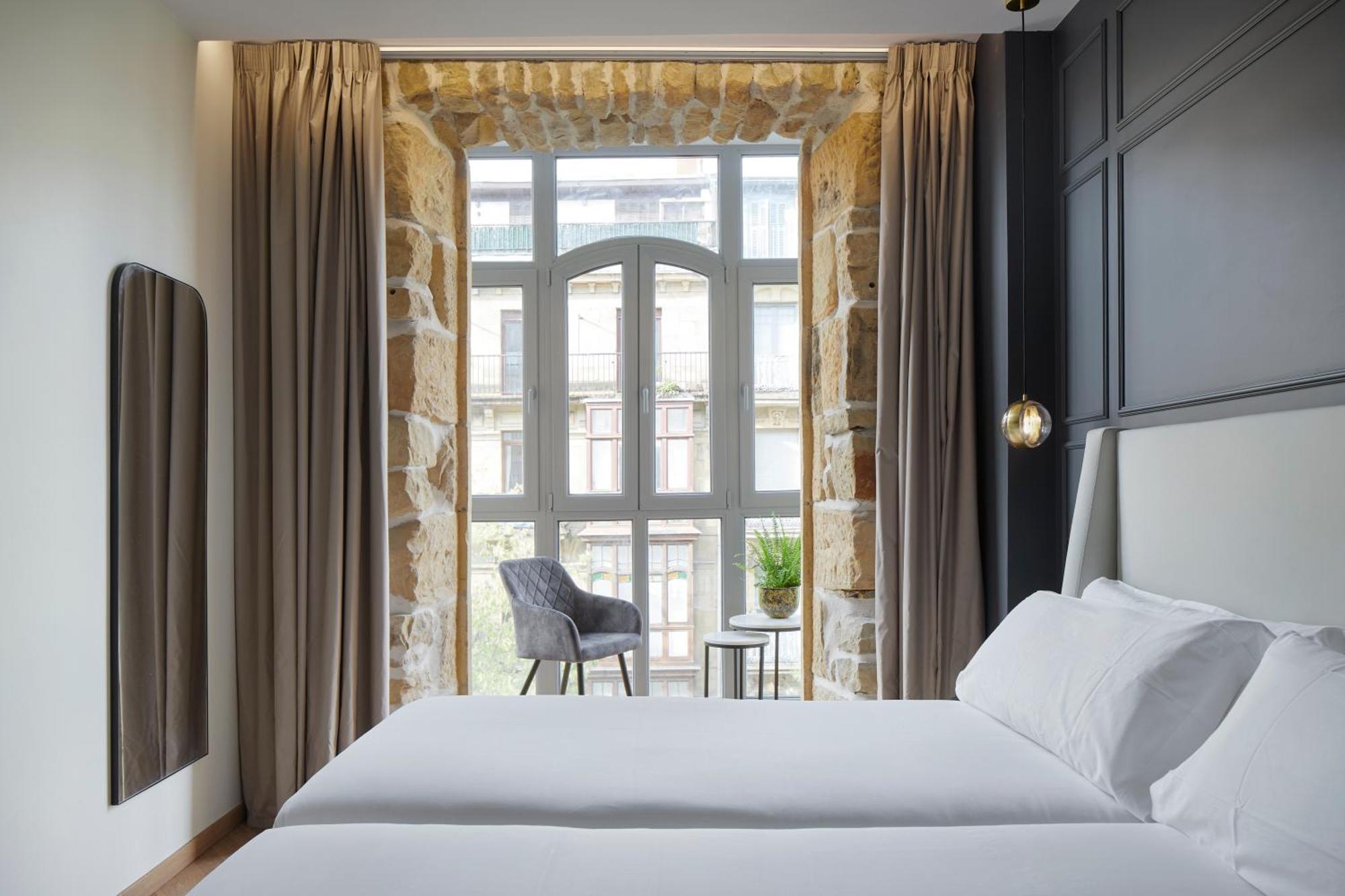 Hotel Arrizul Catedral San Sebastián Esterno foto